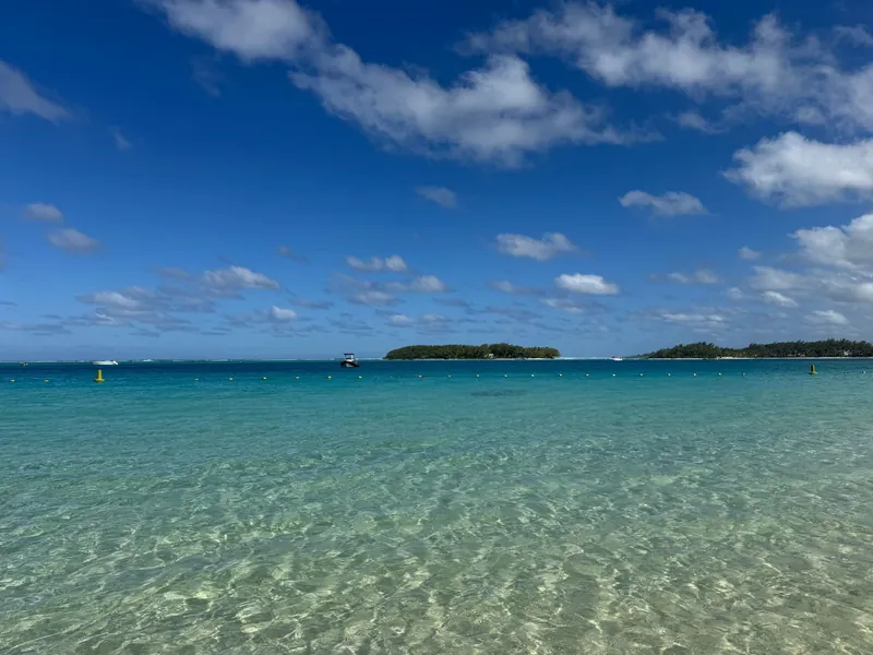 Clear shallow water at Blue Bay, Mauritius